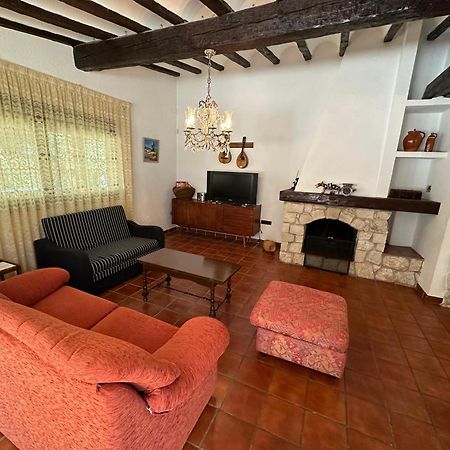אל בורגו דל אוסמה Finca Paraiso Rural מראה חיצוני תמונה